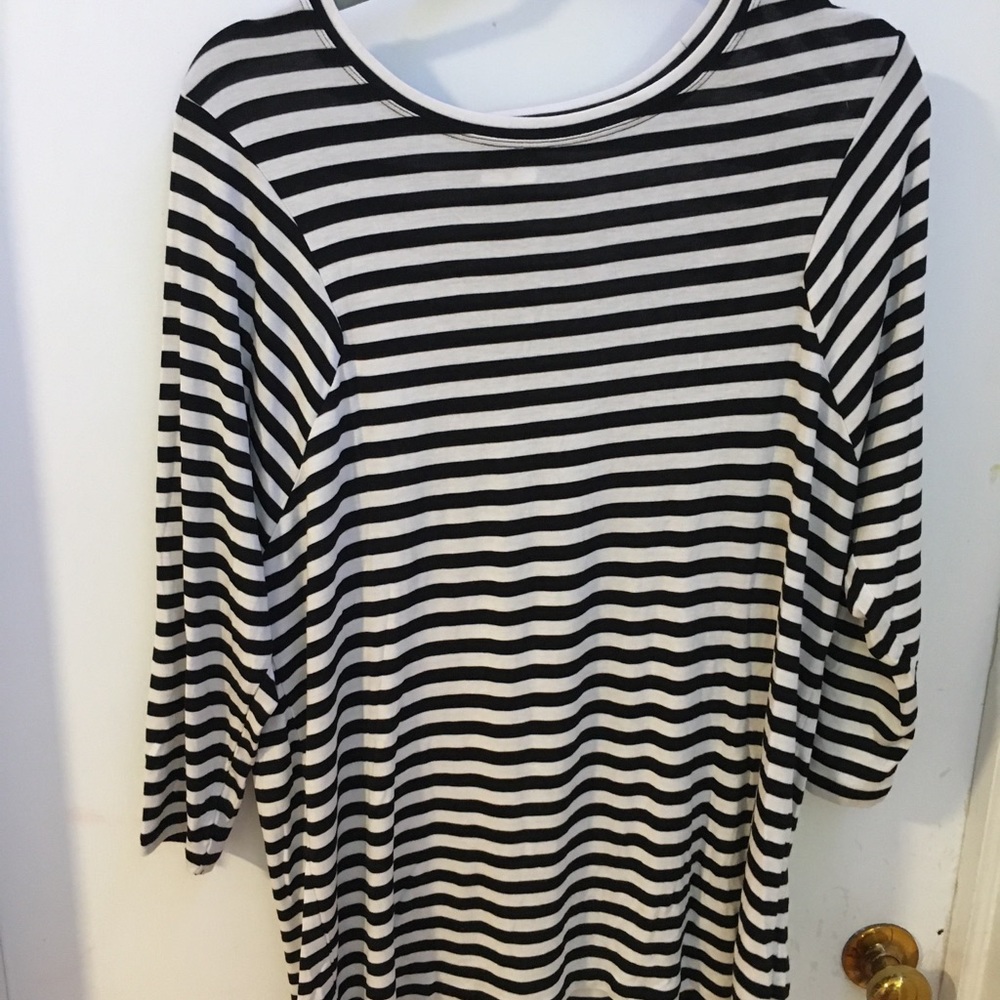 Black & White Stripped Shirt!